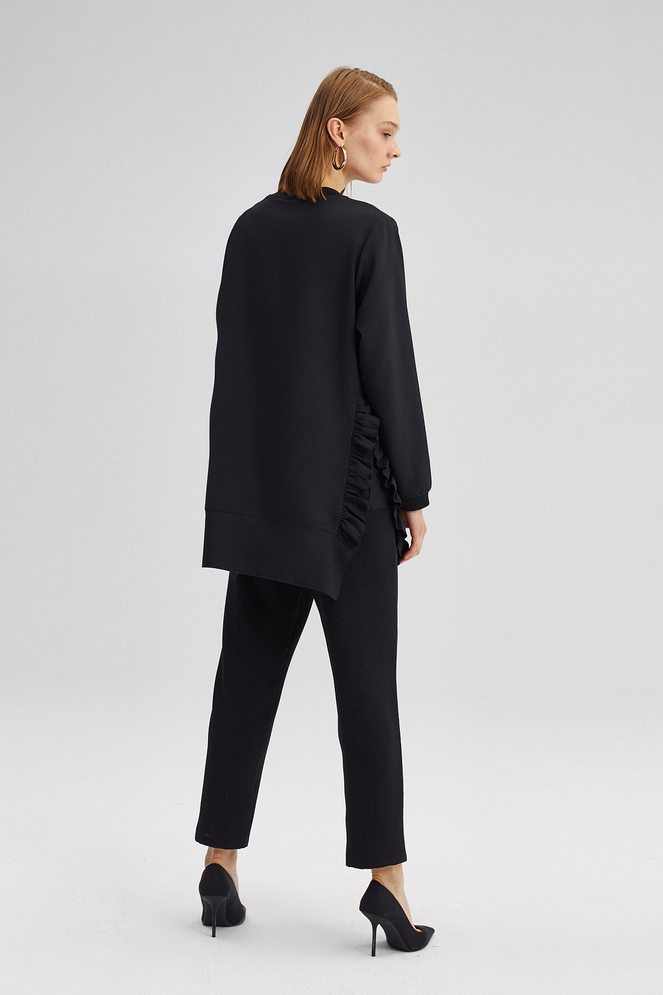 RUFFLED CREPE TUNIC