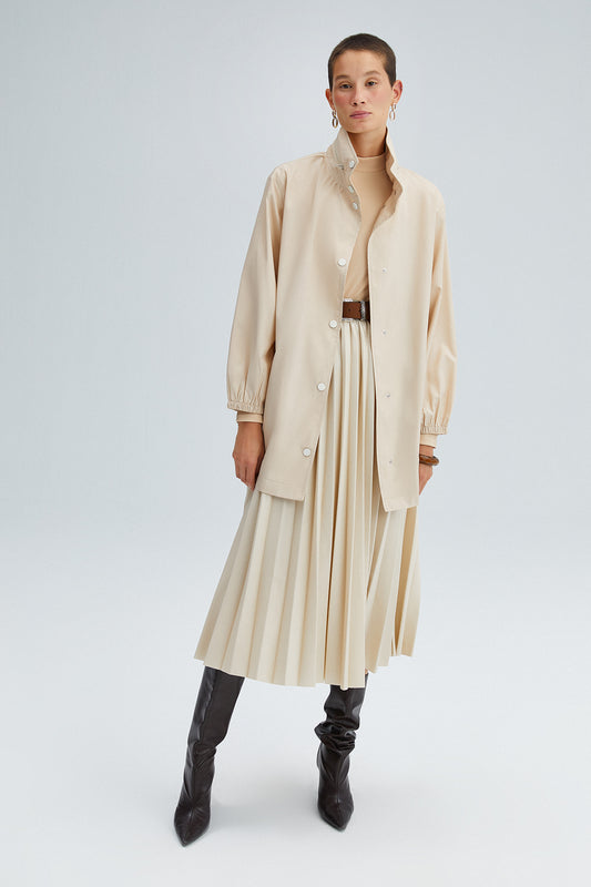 HOODED WINDBREAKER WITH NECKBAND