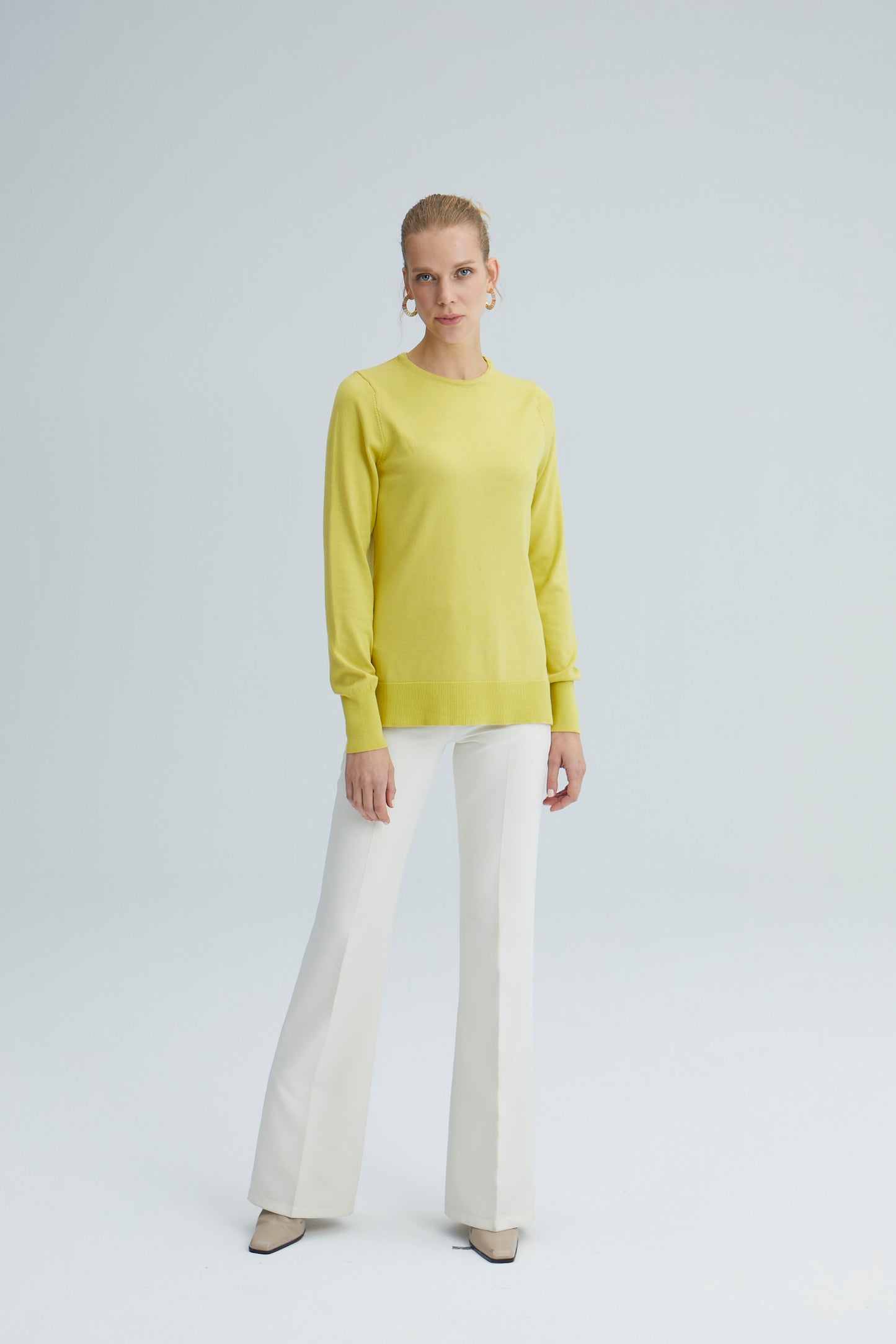 BASIC KNITTING SWEATER