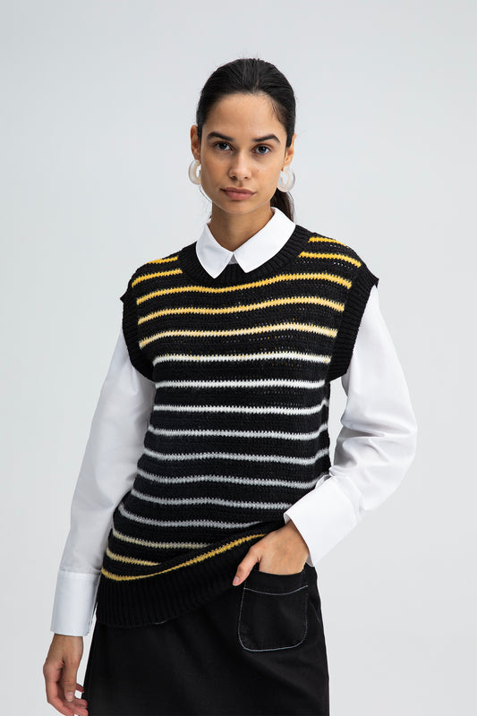 STRIPED KNIT SWEATER