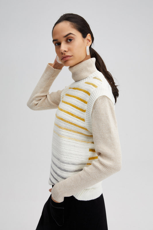 STRIPED KNIT SWEATER