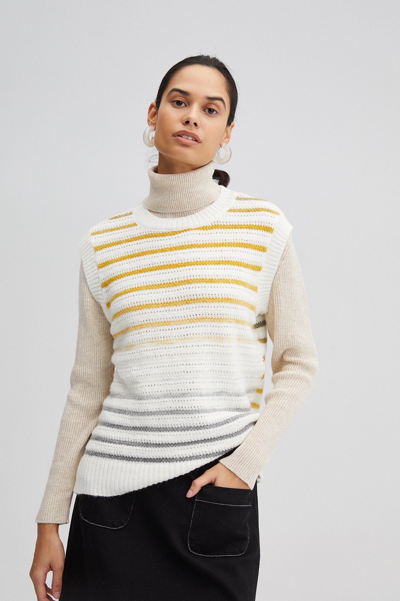 STRIPED KNIT SWEATER