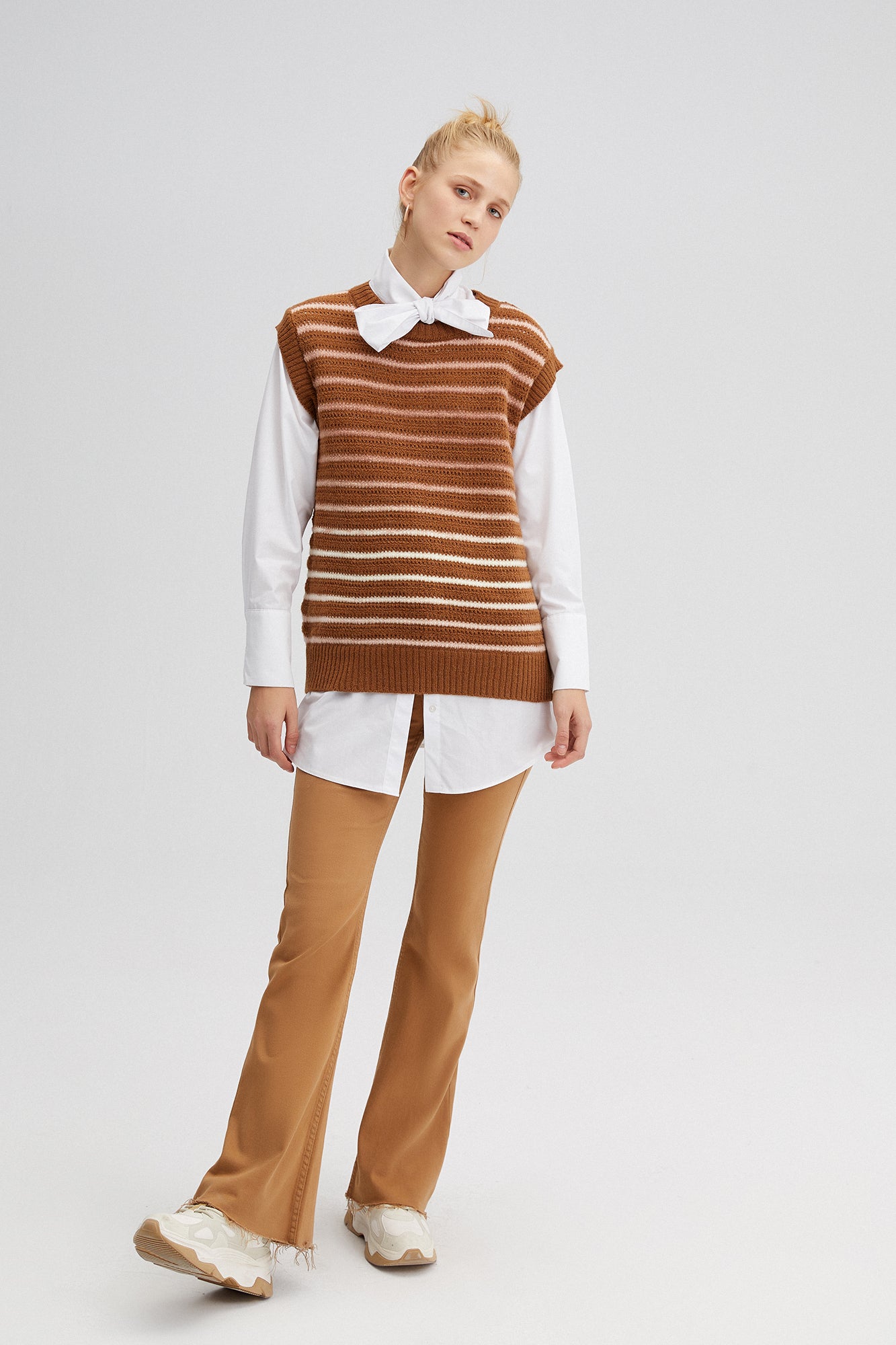 STRIPED KNIT SWEATER
