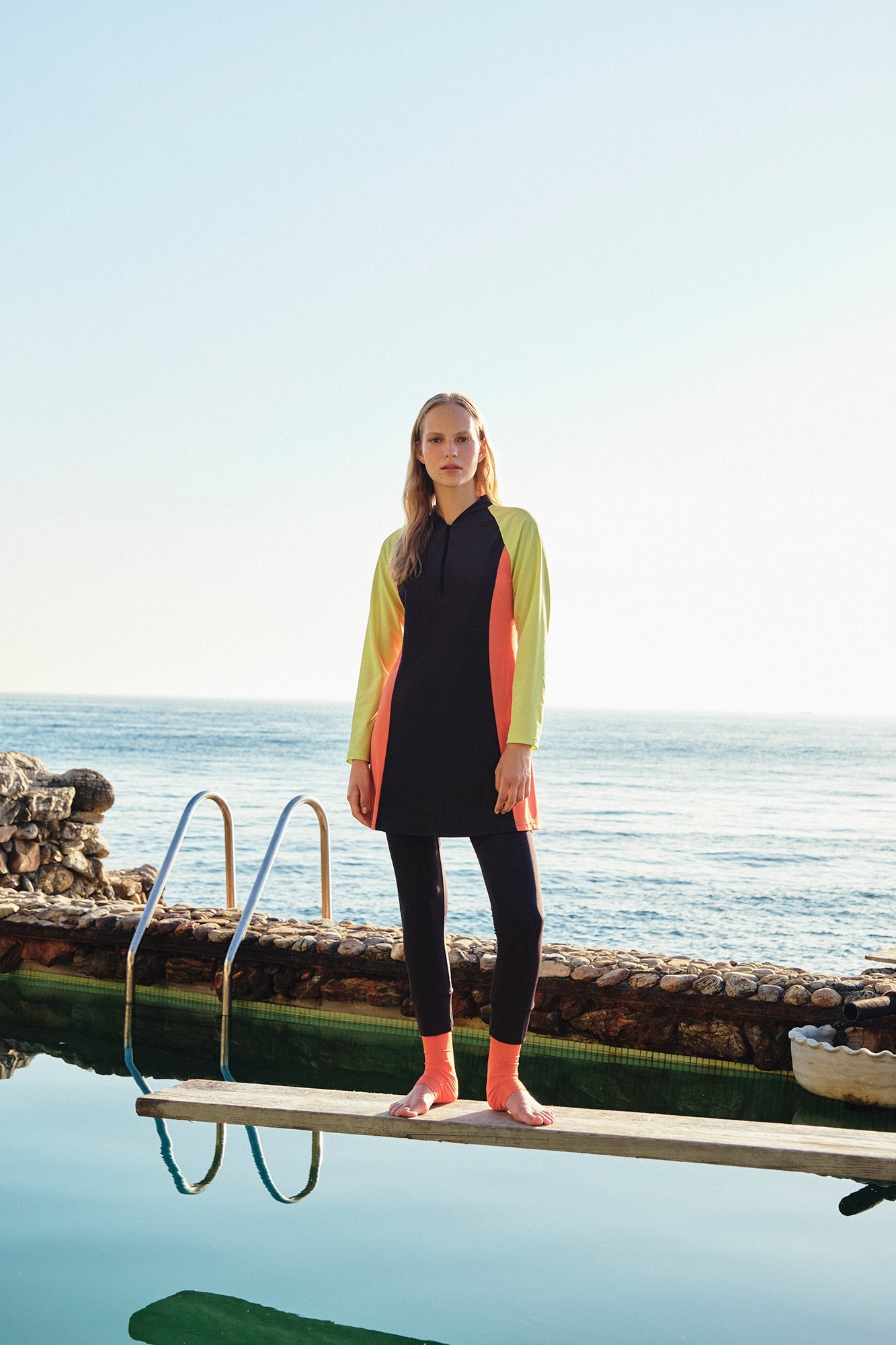 COLOR BLOCK TIGHT SWIMWEAR