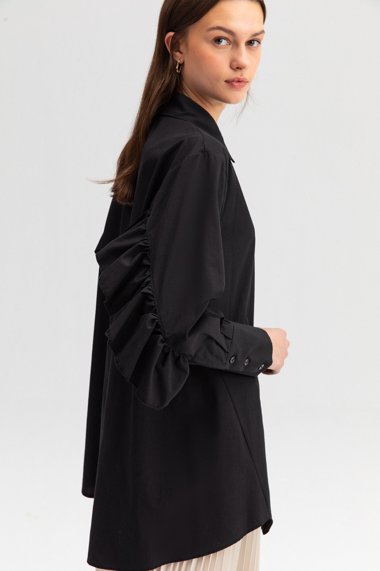 FRILLY ARMED POPLIN SHIRT