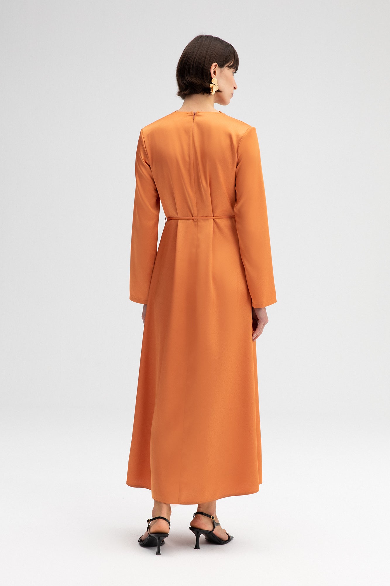 SATIN DRESS WITH BELT
