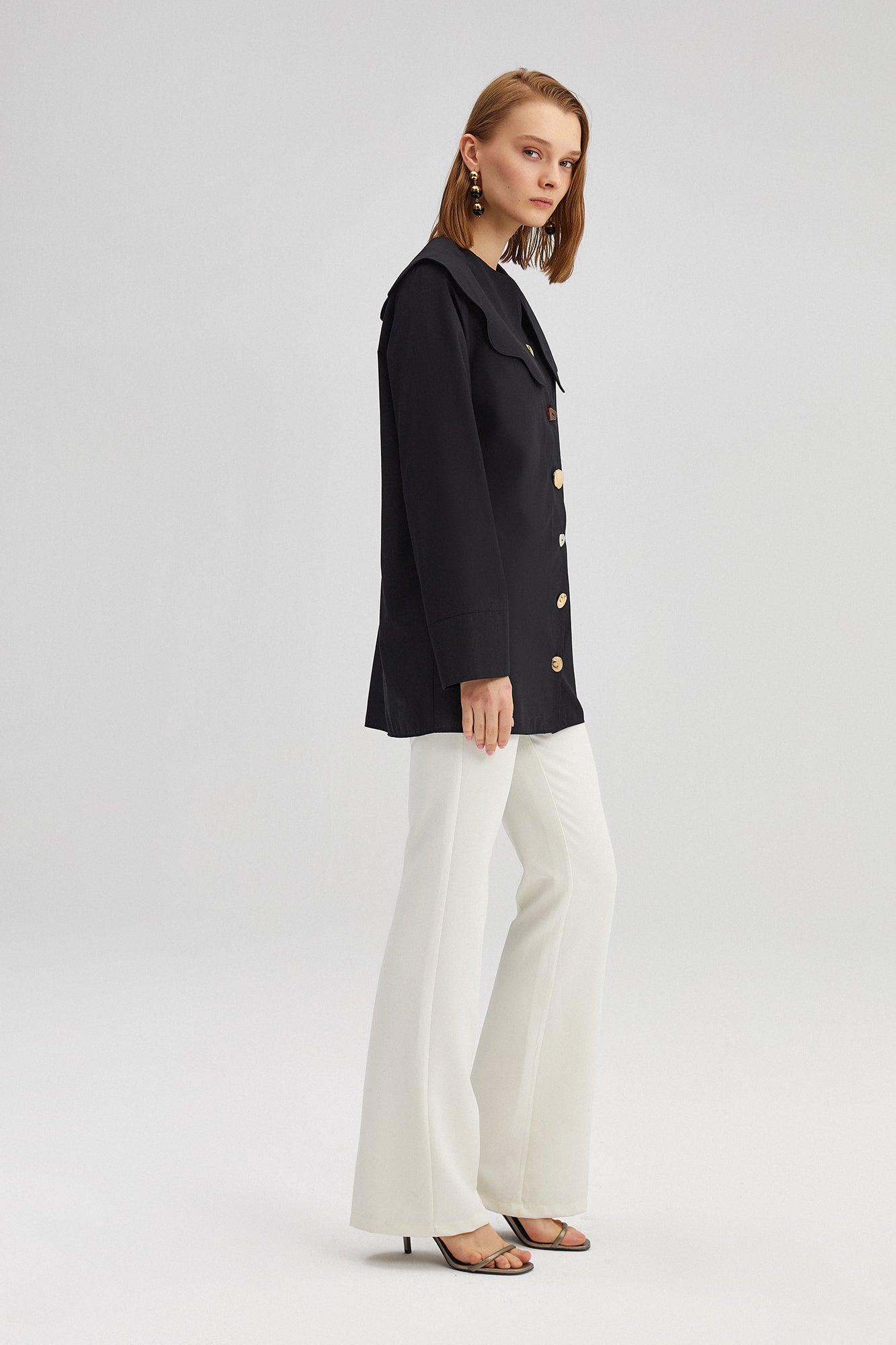WIDE COLLAR POPLIN SHIRT