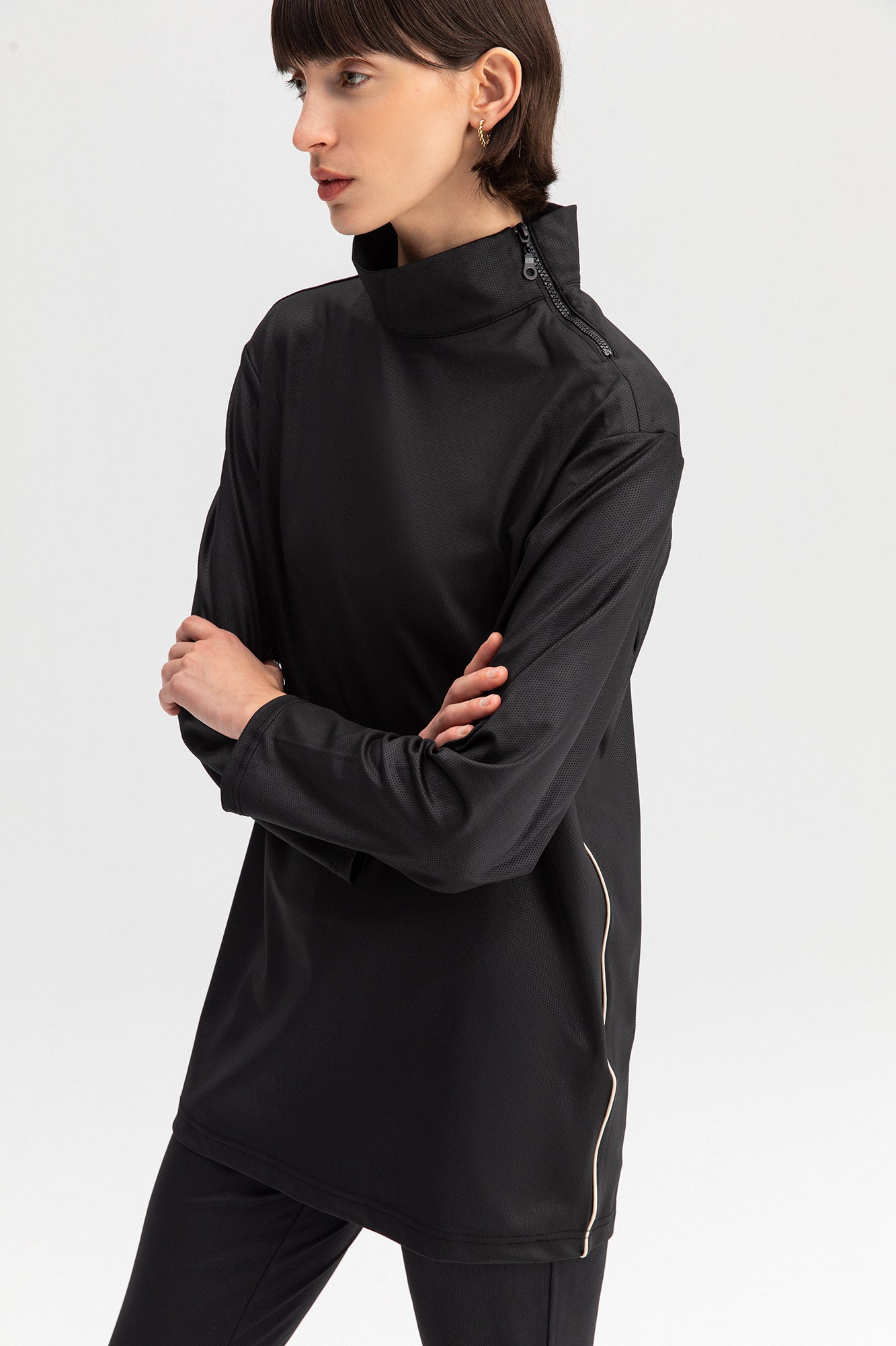 NECKBAND TUNIC TIGHT SET