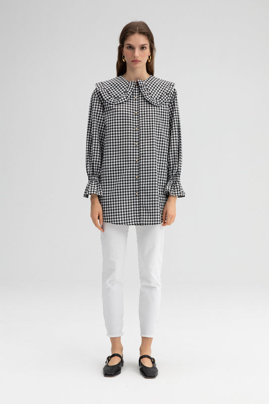 WIDE NECK GINGHAM SHIRT