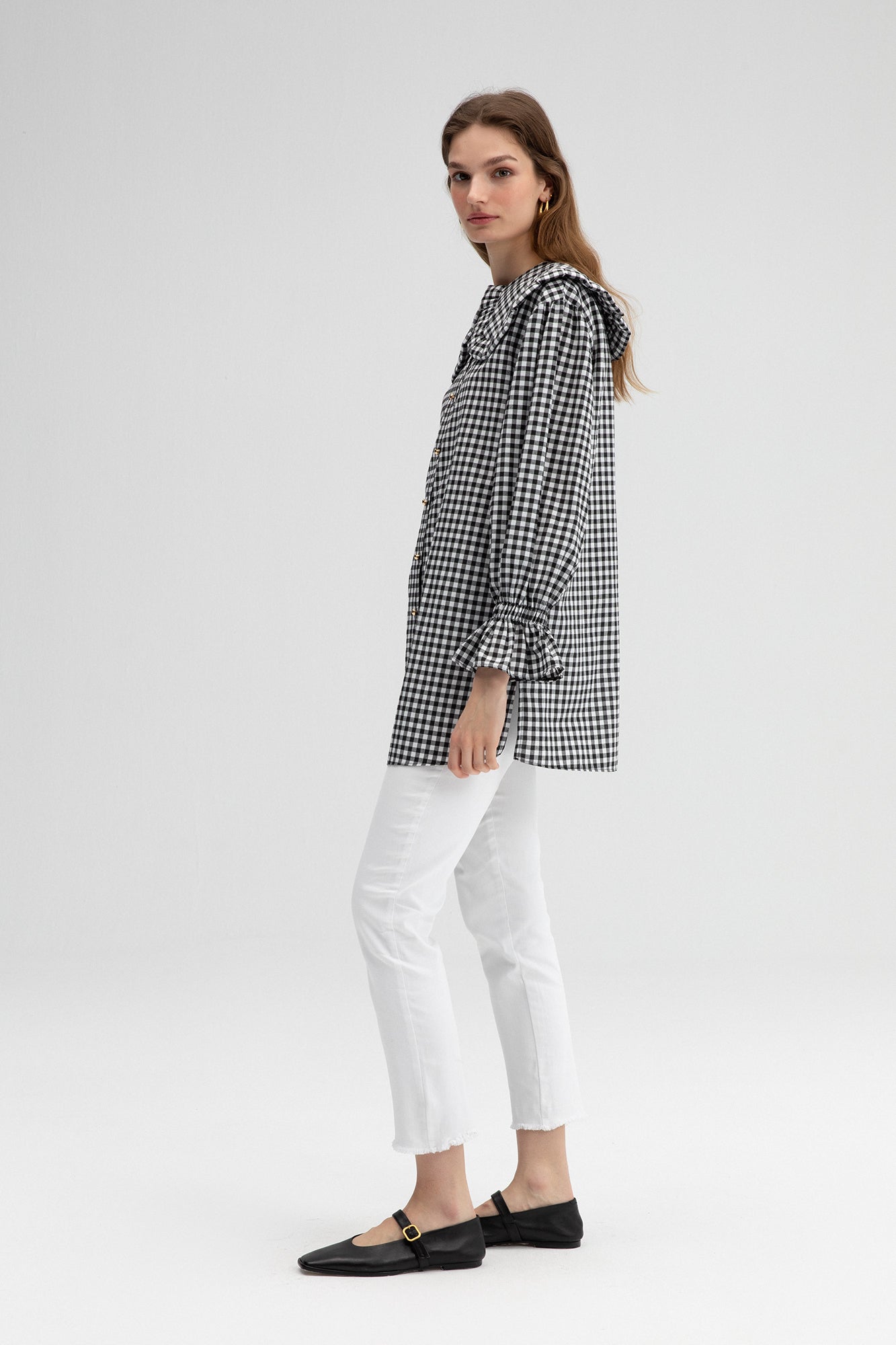 WIDE NECK GINGHAM SHIRT