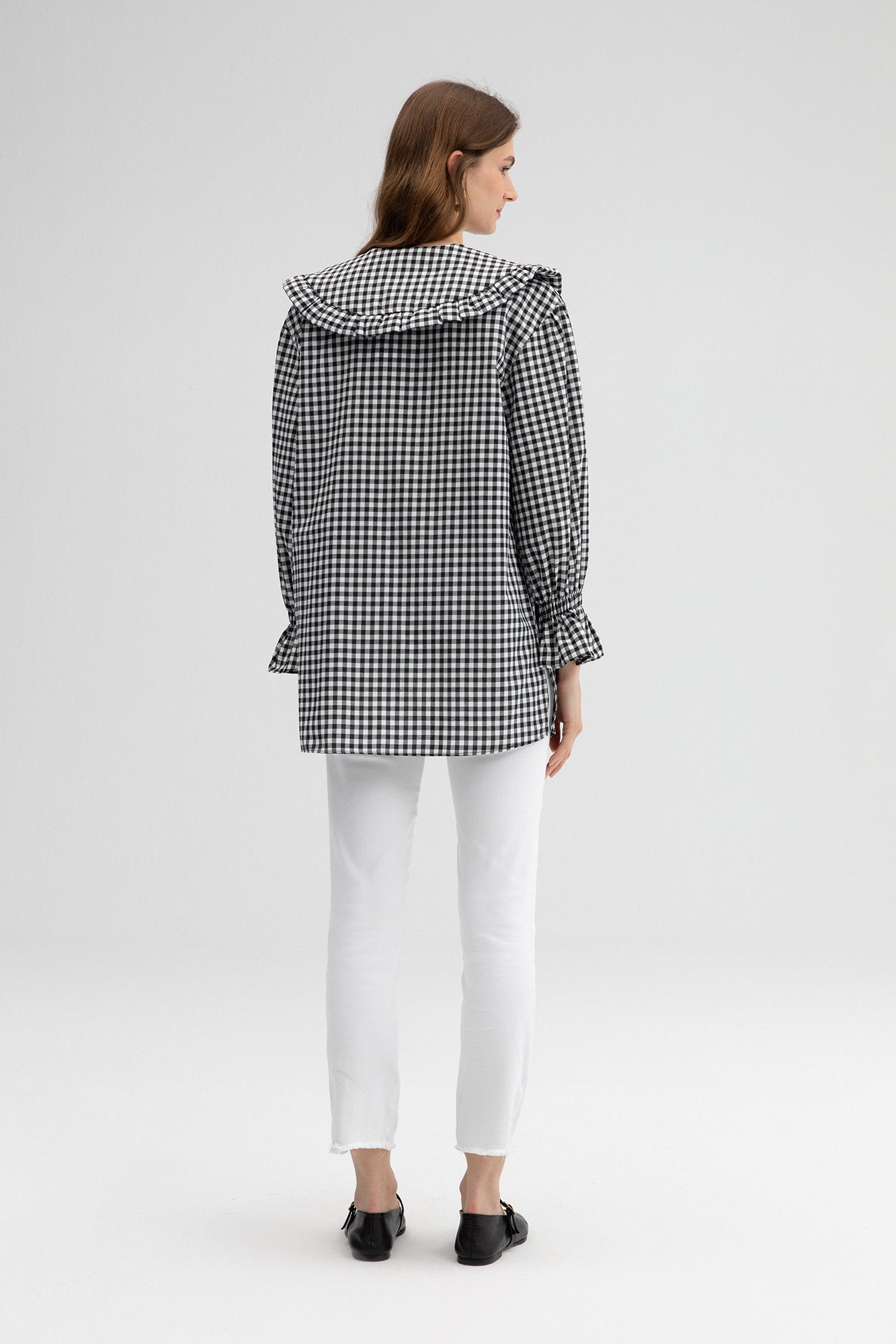 WIDE NECK GINGHAM SHIRT