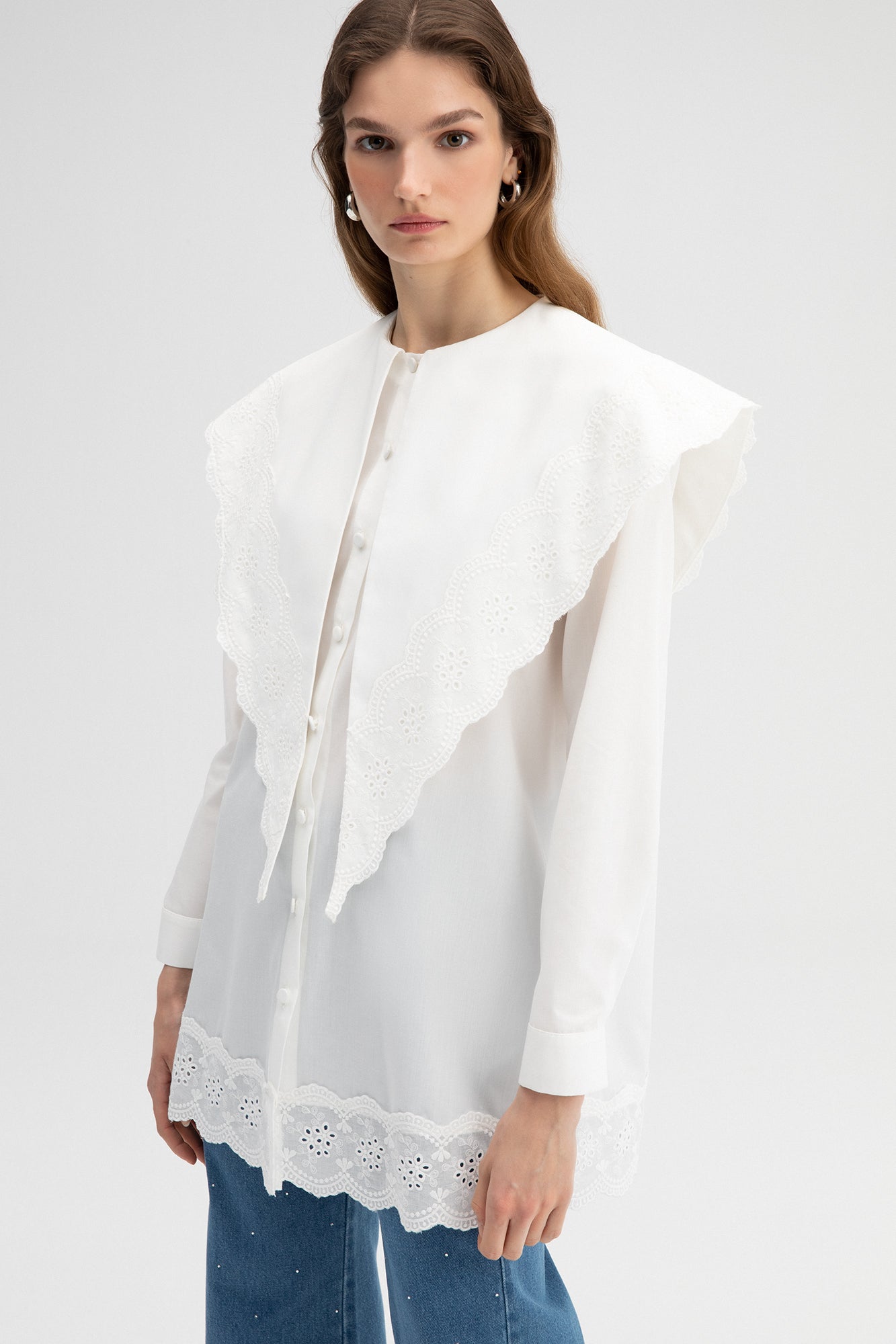 EMBROIDERED POPLIN SHIRT