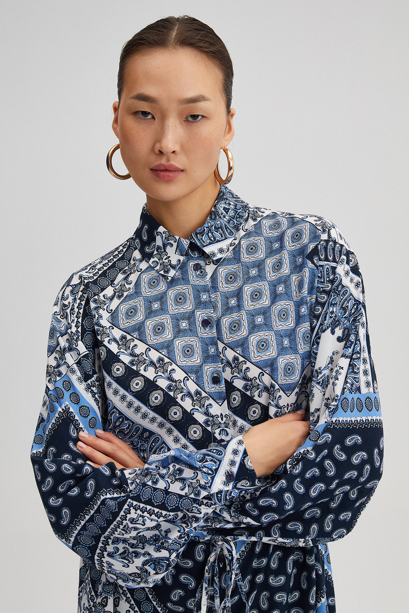RIB BELTED PATTERNED SHIRT
